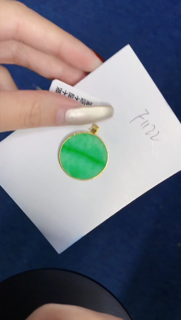 【闪购商品】翡翠颈饰18K金镶嵌0000000000