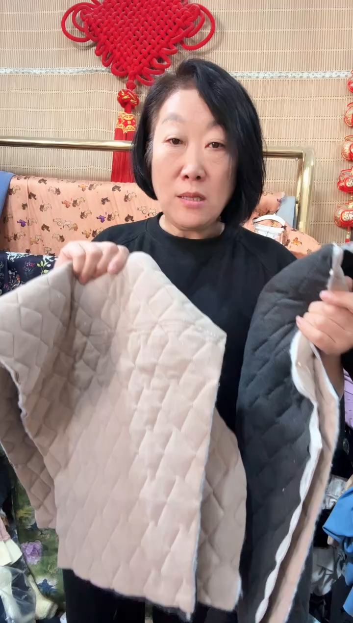 薄款男士灰色棉裤裁片一条（不带腰布，有折跳丝残无售后）
