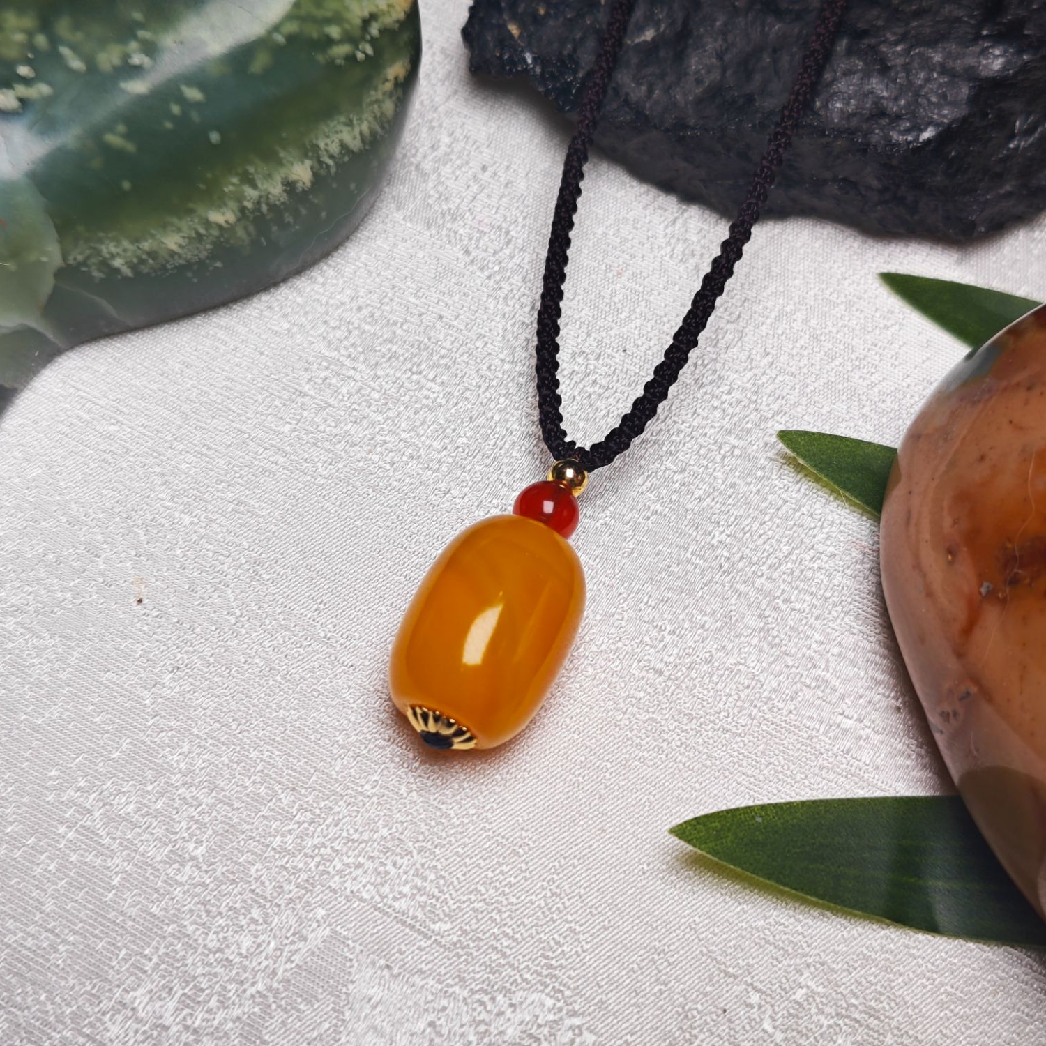 黄玛瑙桶珠吊坠/HG-MNDZ-120（多样性发货）