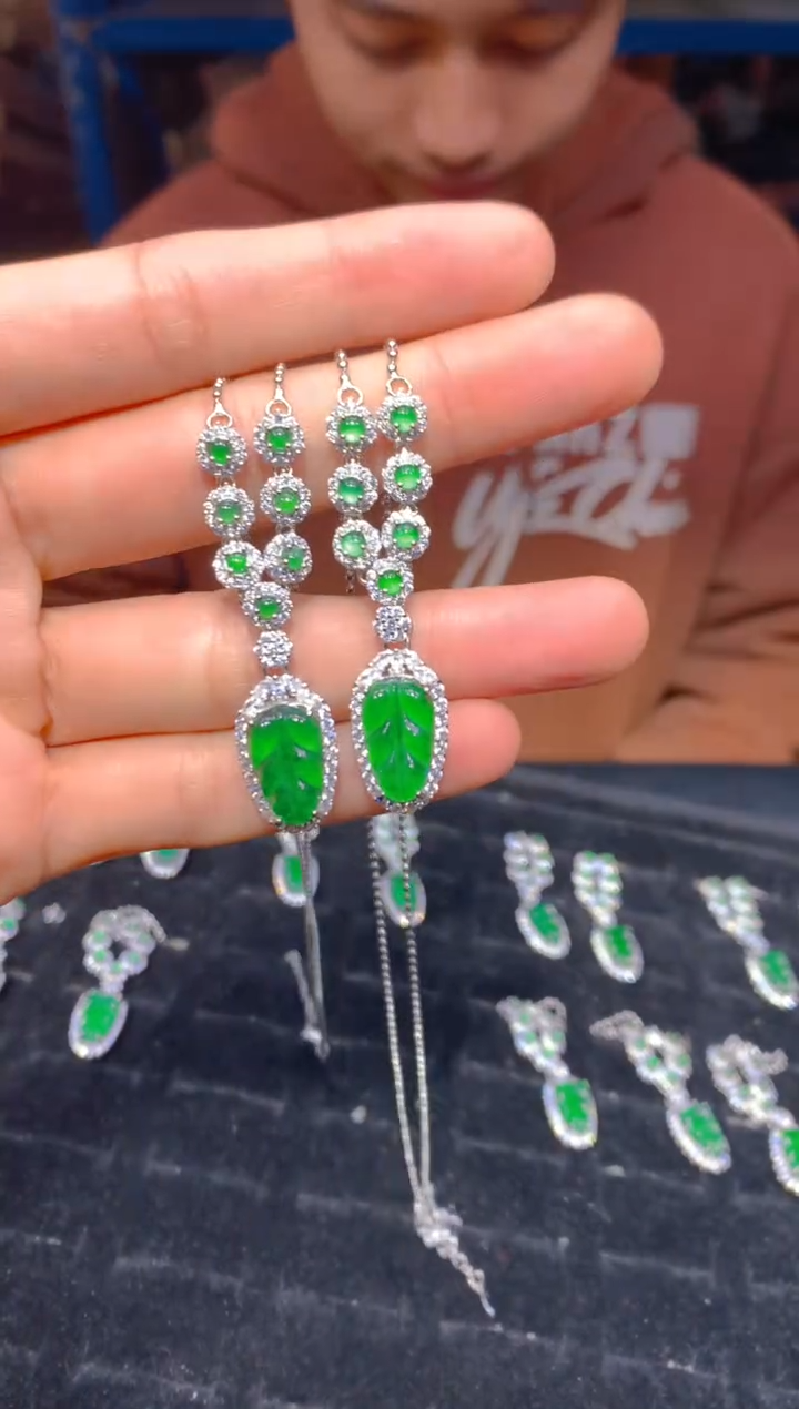 【闪购商品】定制翡翠未镶嵌54多样性发货（发其一）