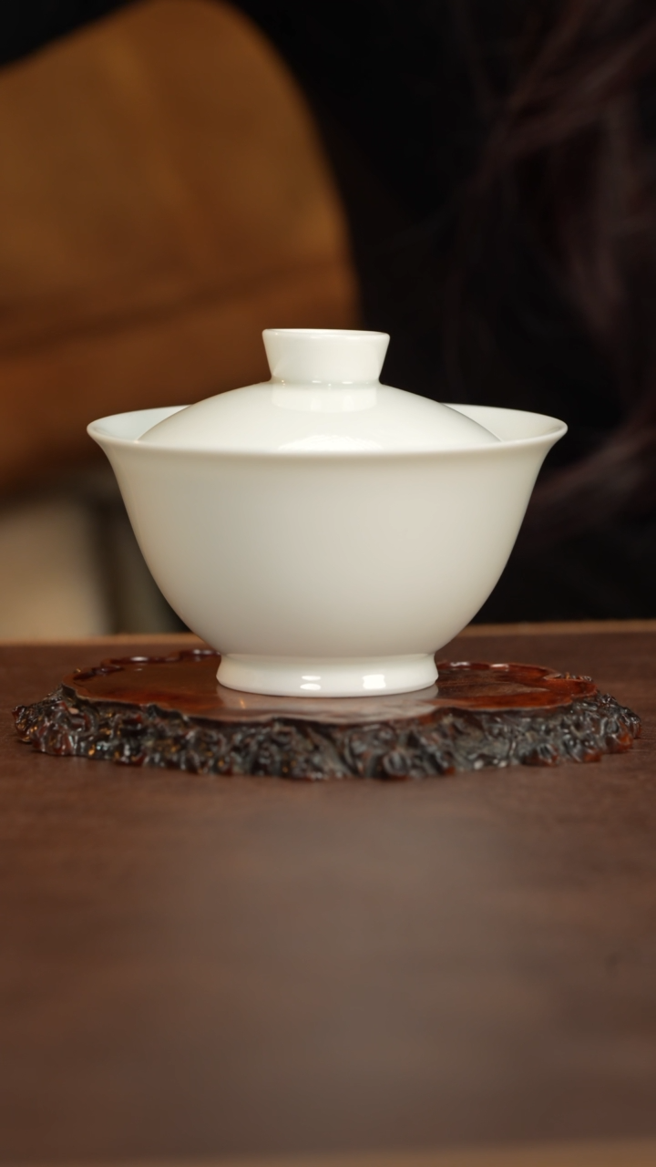 【闪购商品】景德镇白胎白盖碗