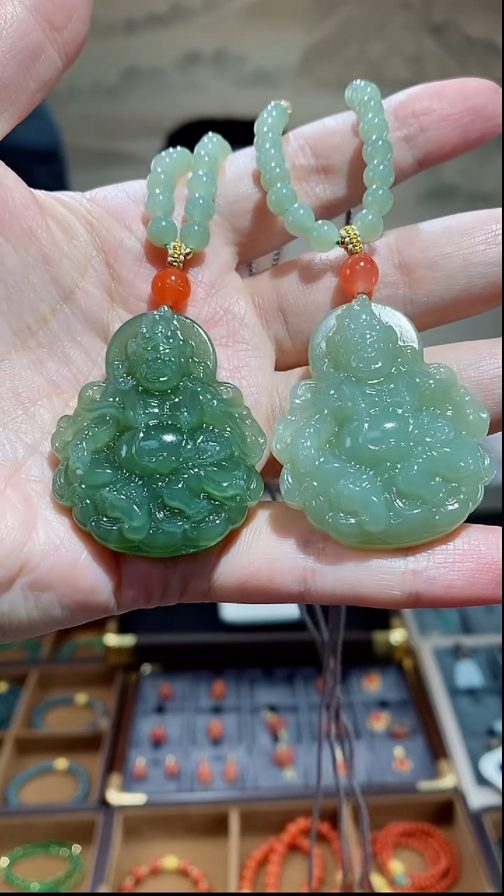 颈饰未镶嵌和田玉多样性发货发其一