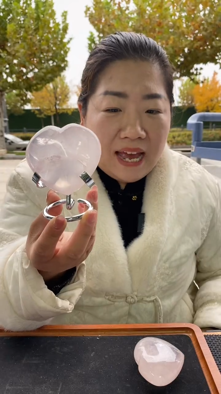 未镶嵌珠宝半成品水晶粉水晶爱心D417多样性发其一【配】