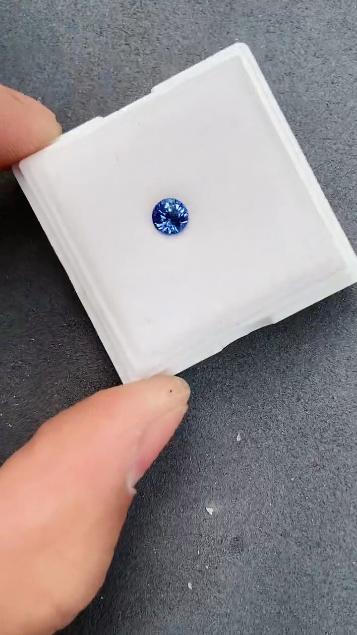 【闪购商品】蓝宝石裸石未镶嵌1.03