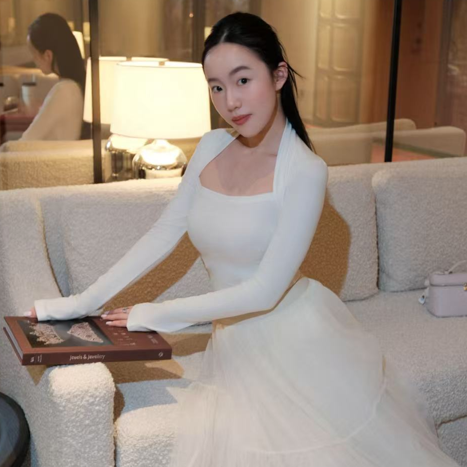 伙伴伙伴FellowFellow【心动讯号】莱赛尔天丝坎肩收腰长袖打底衫