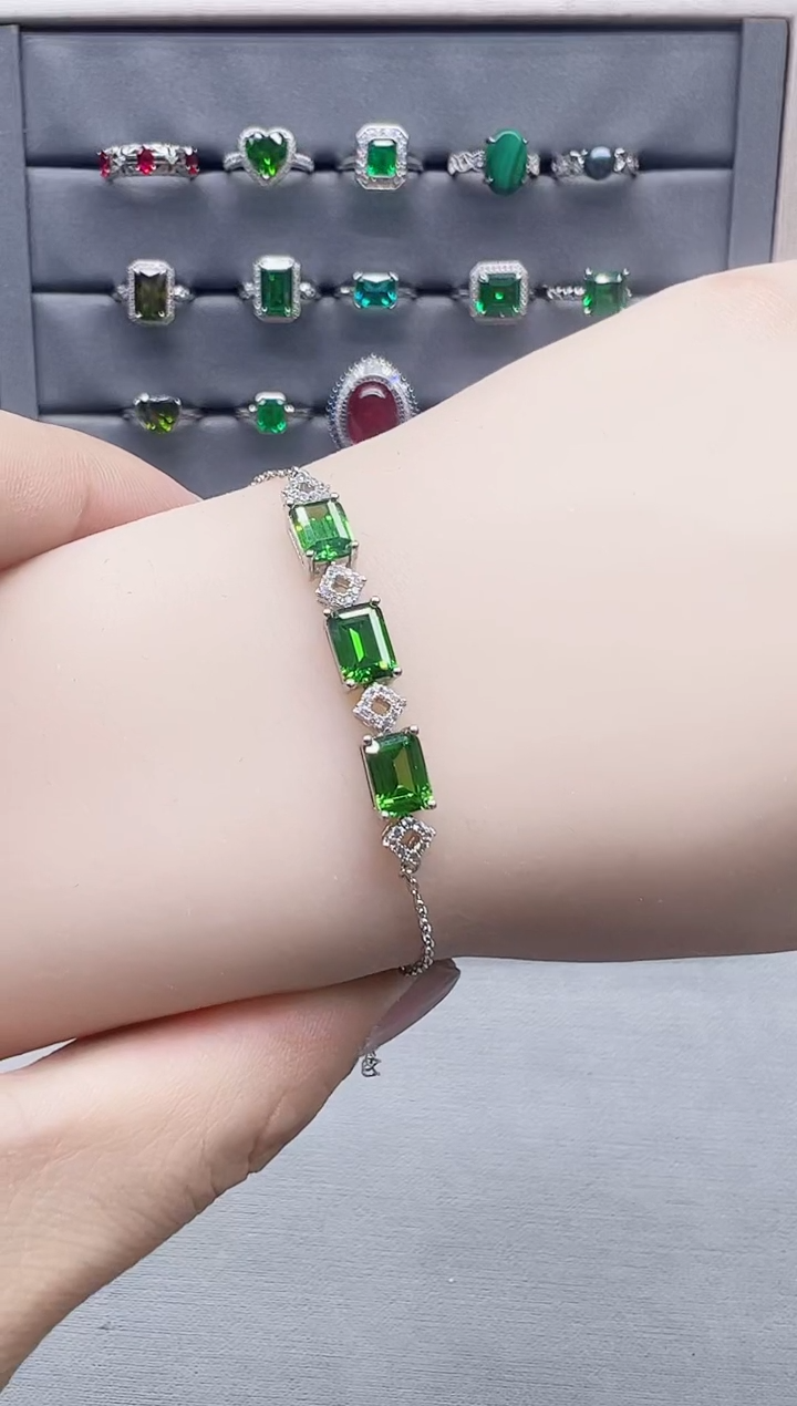 【闪购商品】碧玺手链银S925镶嵌漏了