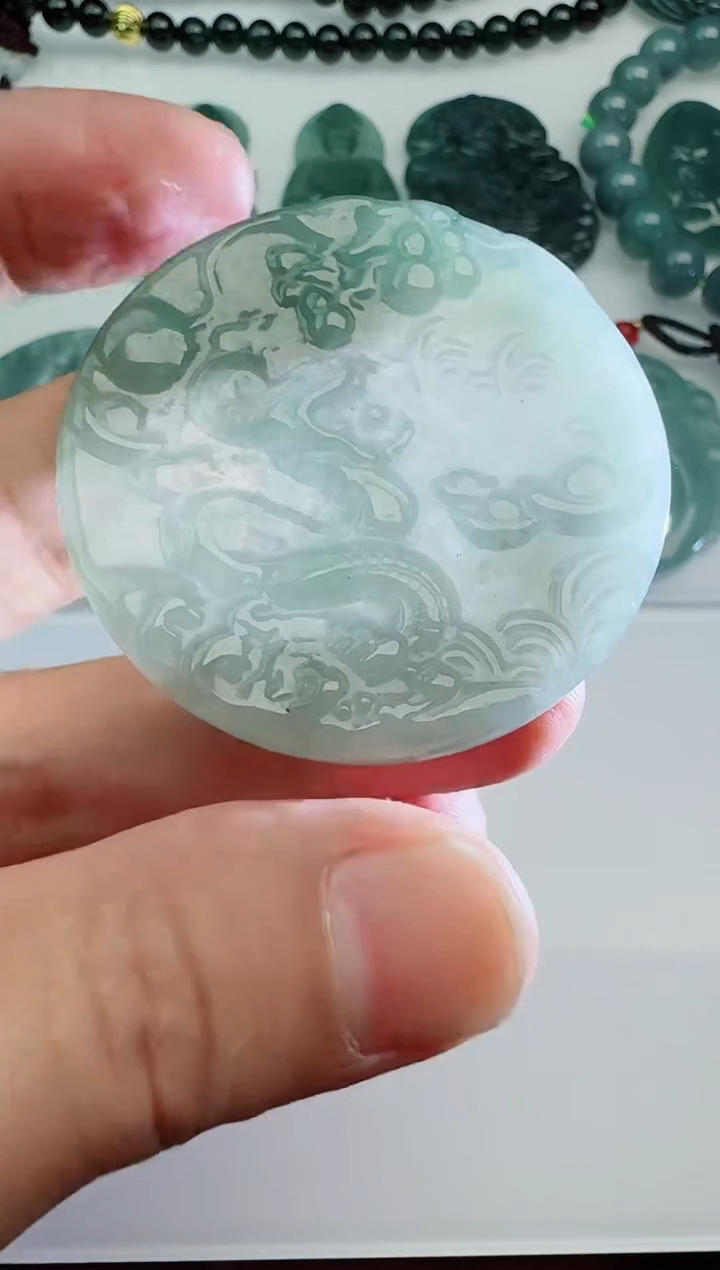 【闪购商品】翡翠颈饰未镶嵌111111111