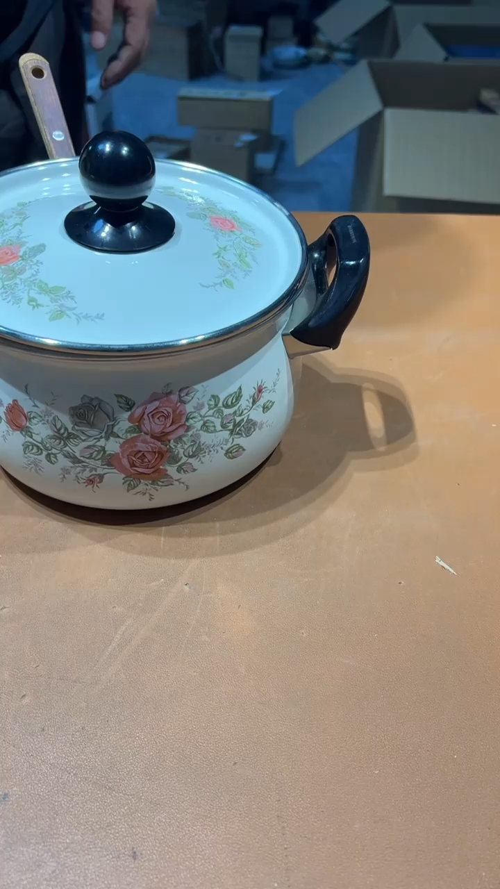 摆件?*子阿达西日瓷摆件392