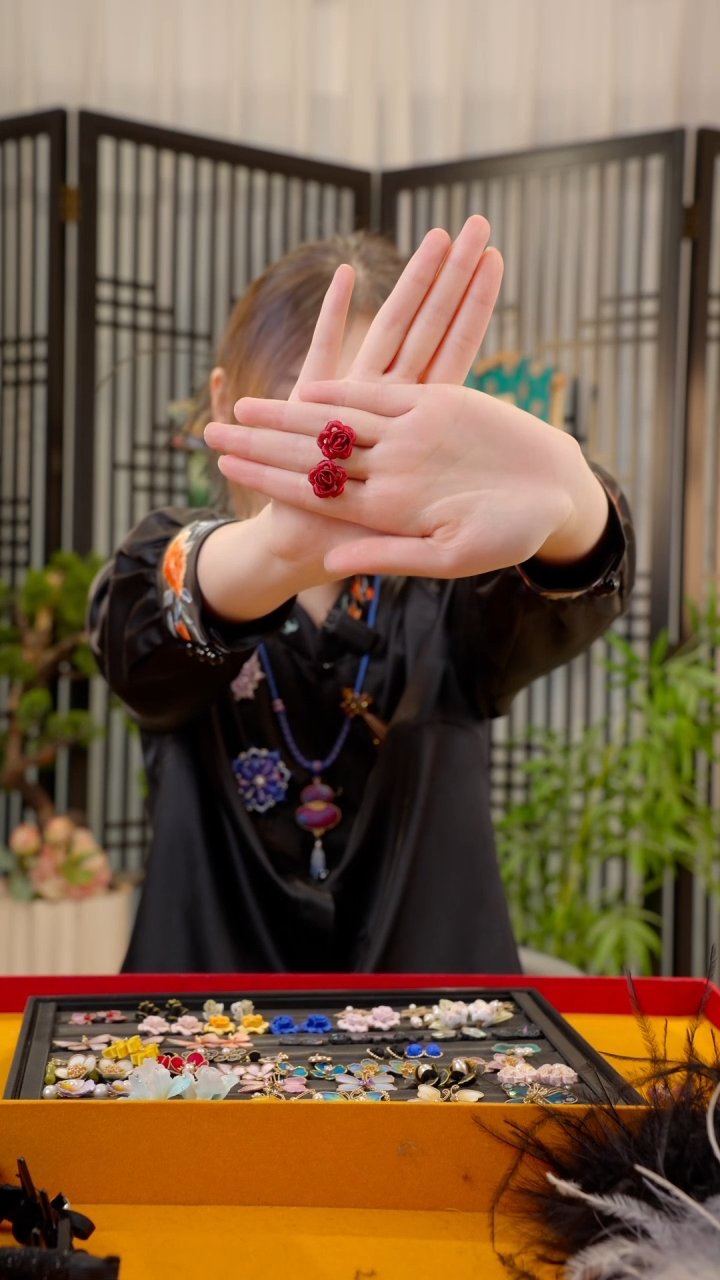 织绣秋*妹非遗手工绒花发饰