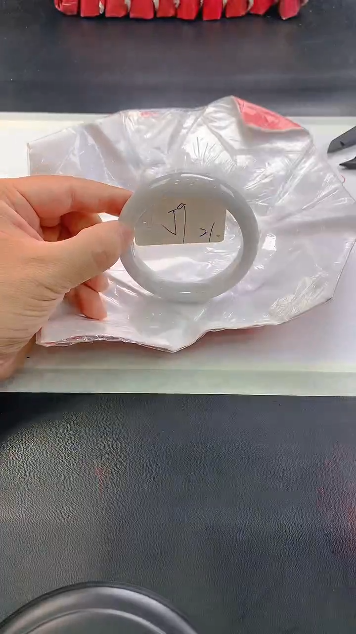 未镶嵌手镯翡翠21