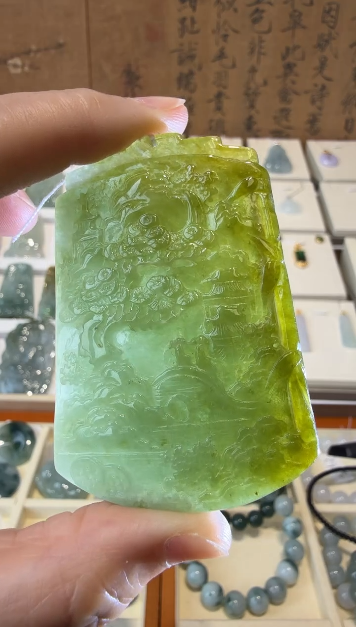 翡翠挂件未镶嵌A货翡翠多样性孤品