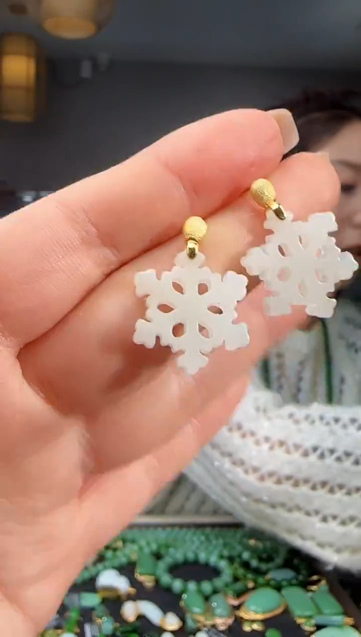 银S925镶嵌和田玉耳饰1