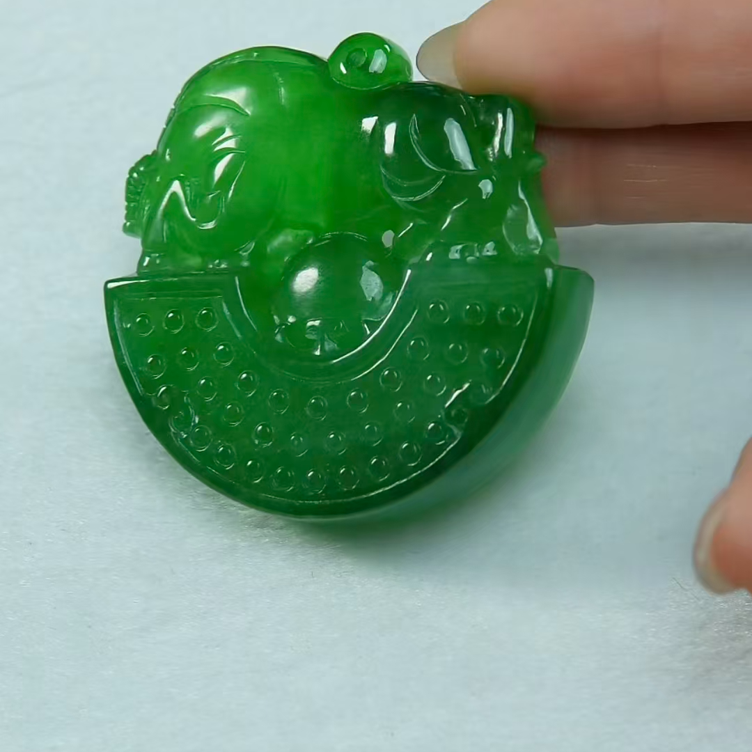 《清代》翡翠  楚韵汉风收藏馆  瑞兽牌