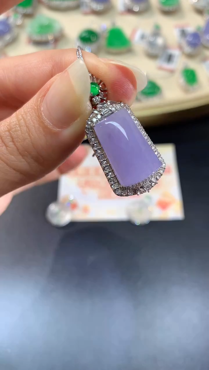 【闪购商品】翡翠吊坠(不含链)18K金镶嵌A128|26800+0