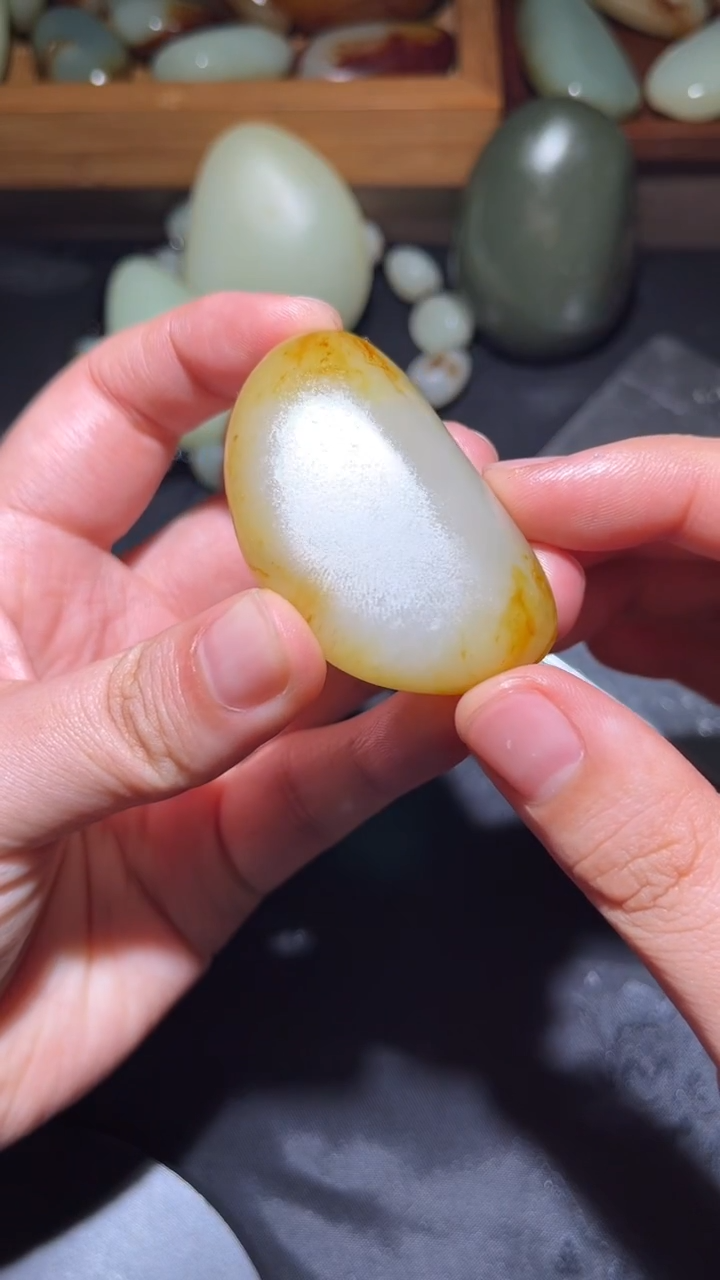 未镶嵌和田玉珠宝奇石18和田玉