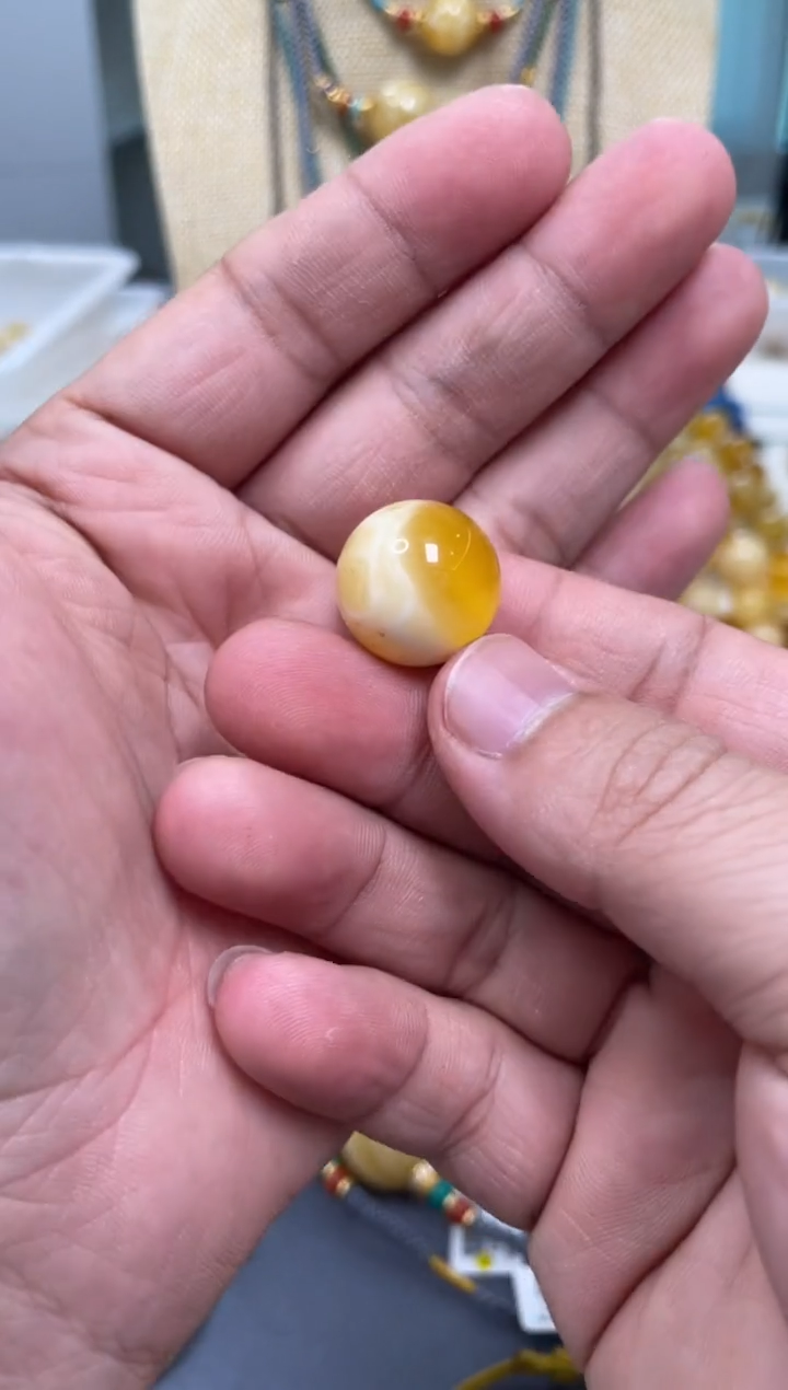 【闪购商品】琥珀颈饰未镶嵌原矿俄料蜜蜡圆珠17mm