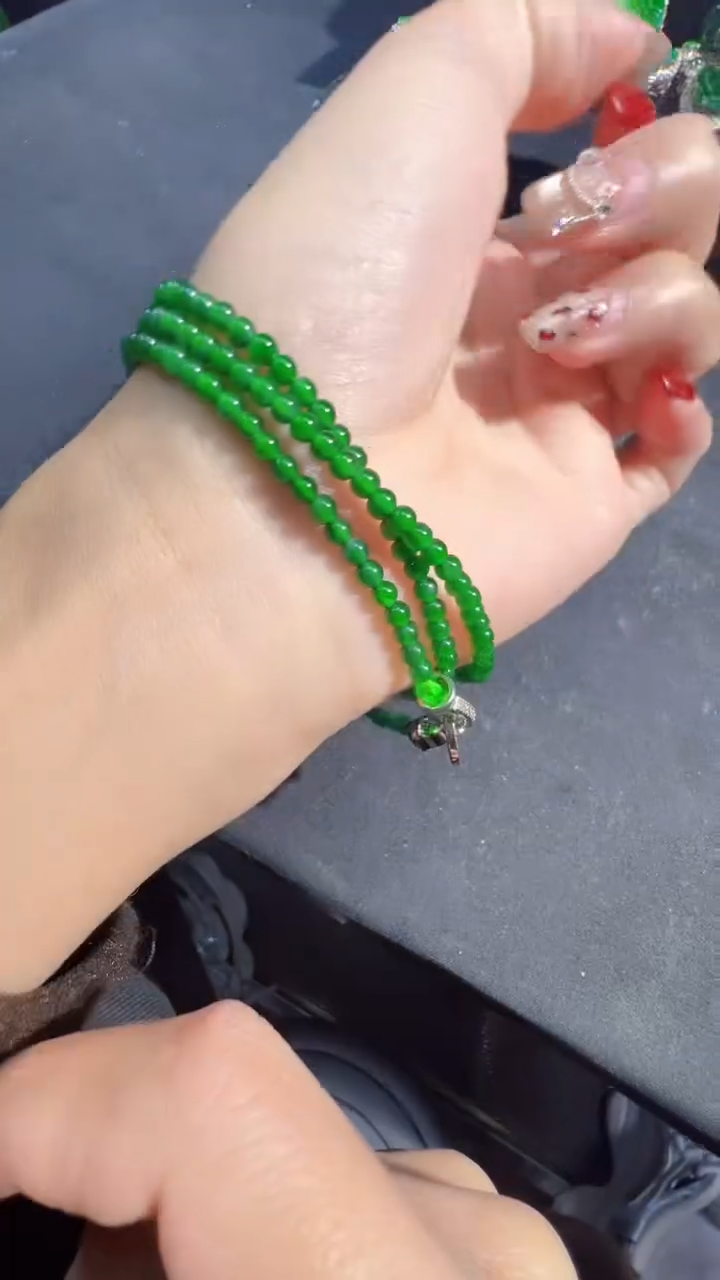 【闪购商品】定制翡翠未镶嵌小米珠1