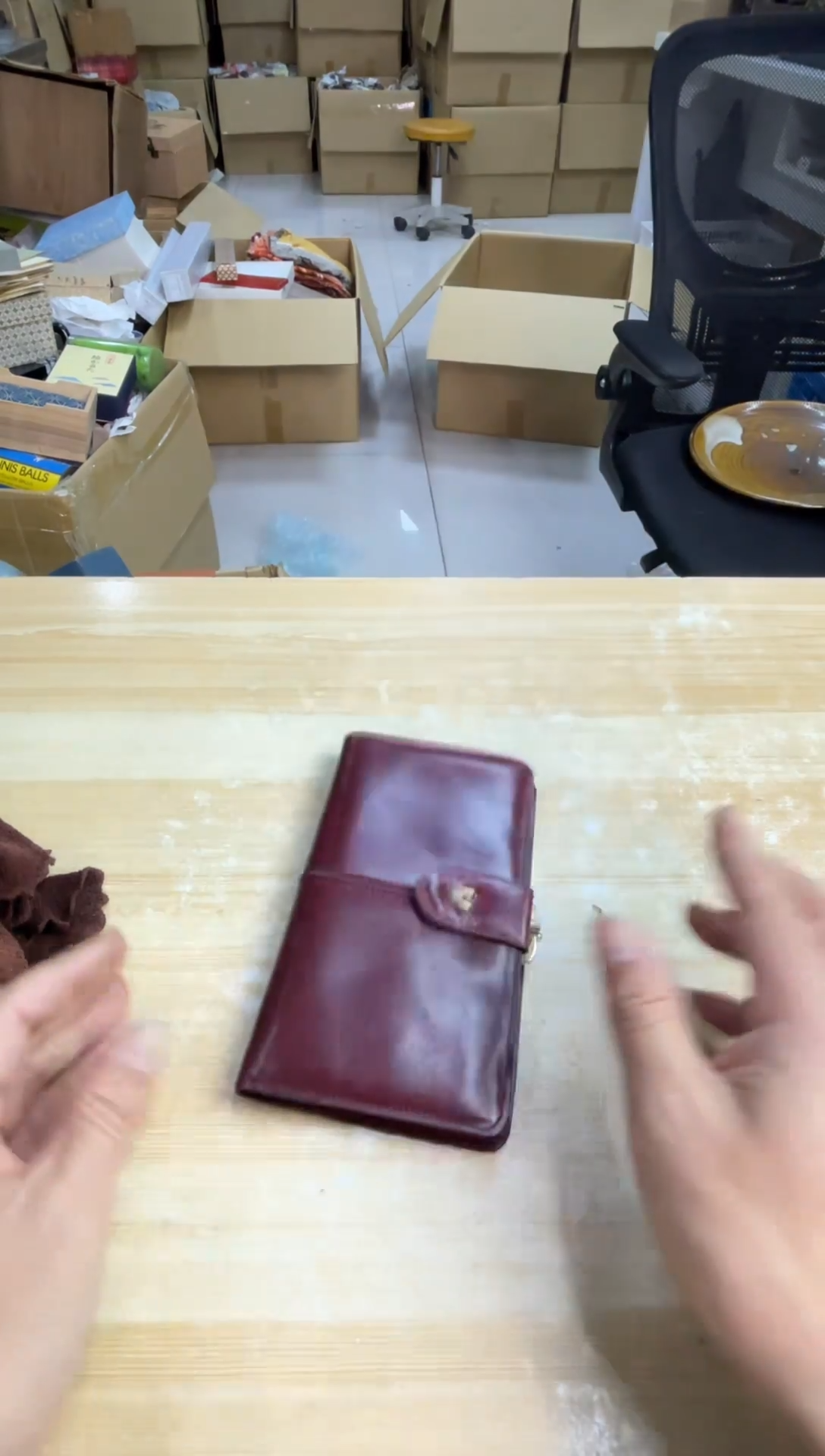 犏牛皮（革）默认微瑕，no退no换，介意勿拍