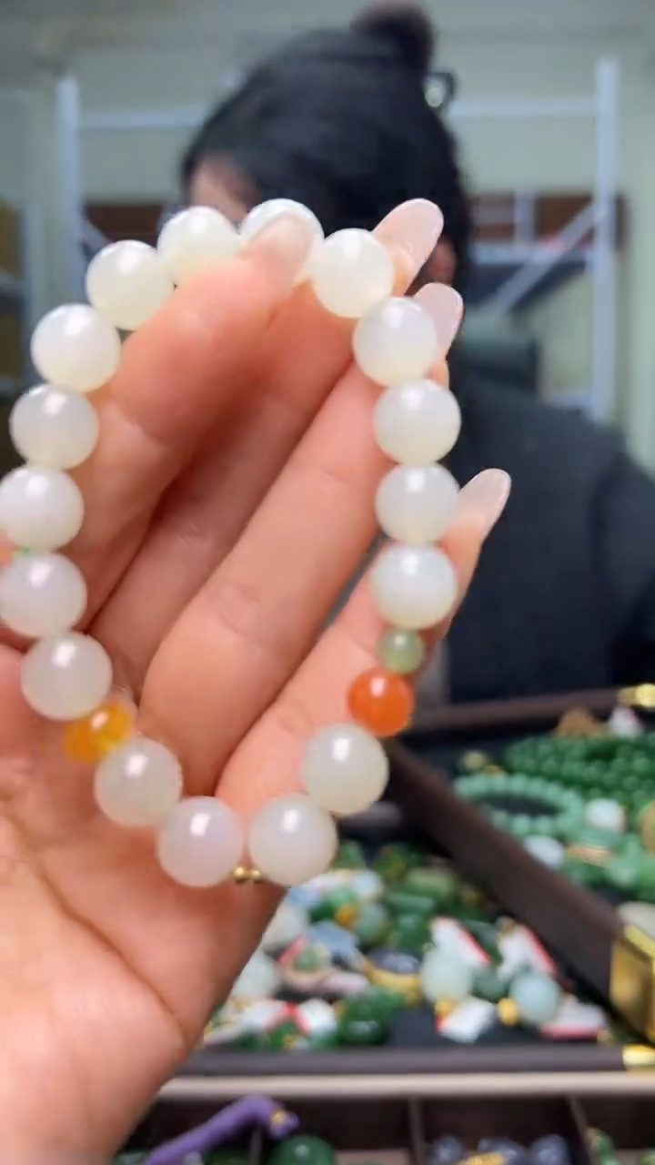 颈饰未镶嵌和田玉（多样性发货.发其一)12.23.97