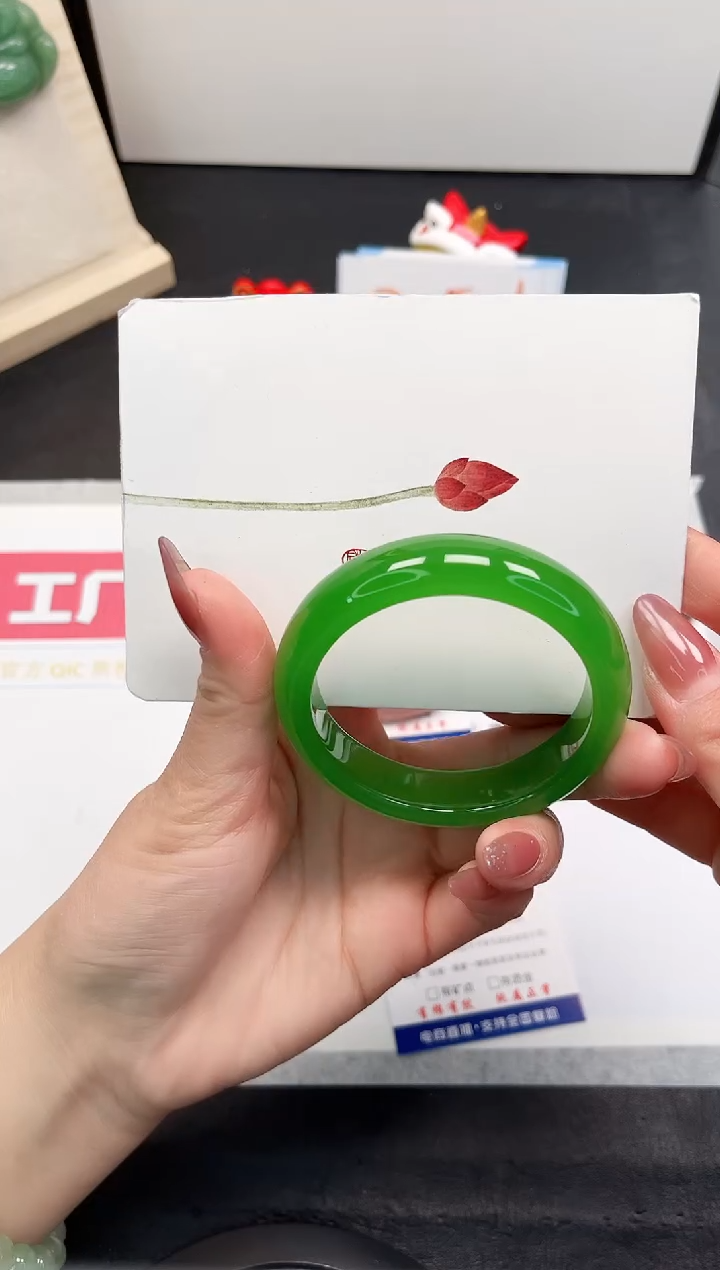 【闪购商品】石英质玉手镯未镶嵌261-54