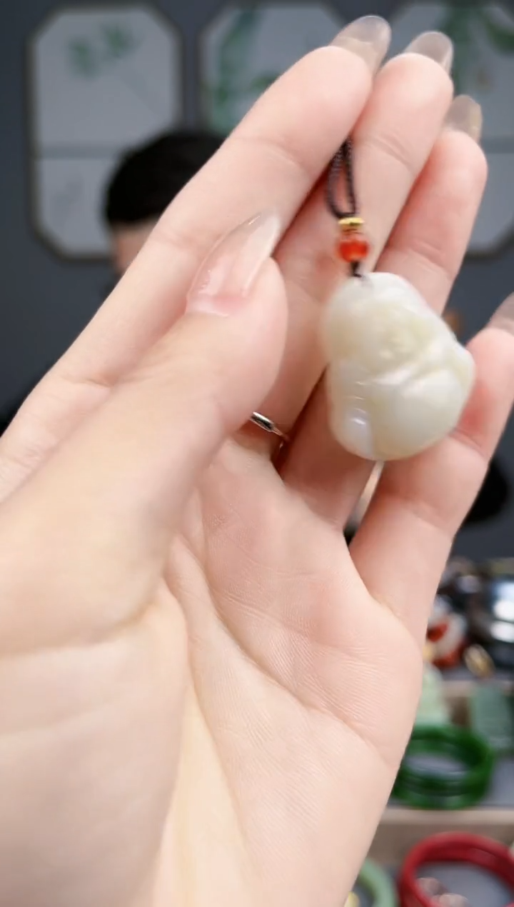 【闪购商品】和田玉颈饰未镶嵌AA多样性发货 拍一发一