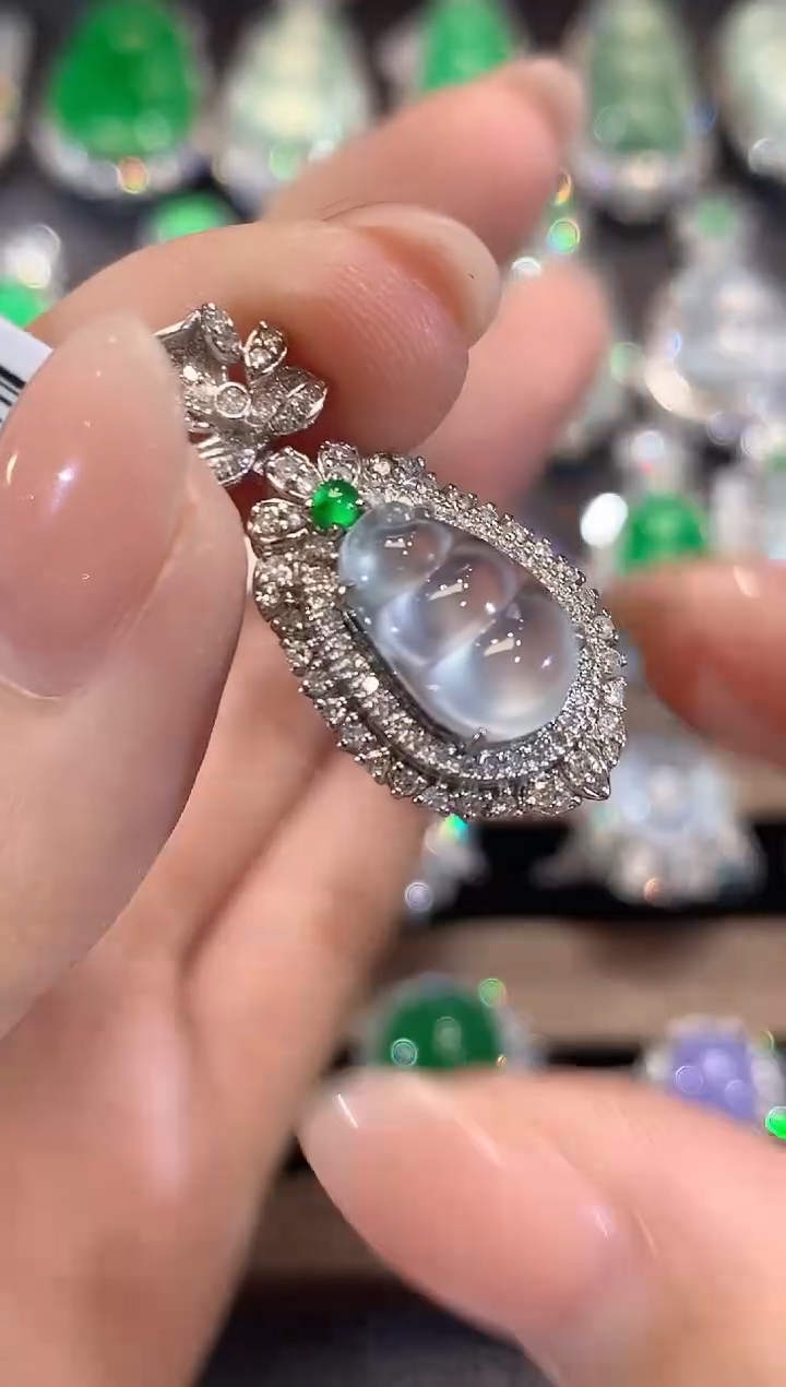 吊坠(不含链)18K金镶嵌翡翠D26翡翠