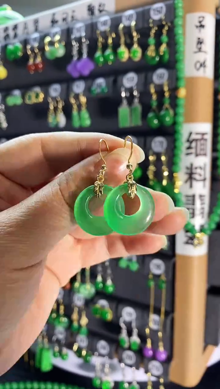 【闪购商品】翡翠耳饰银S925镶嵌997...