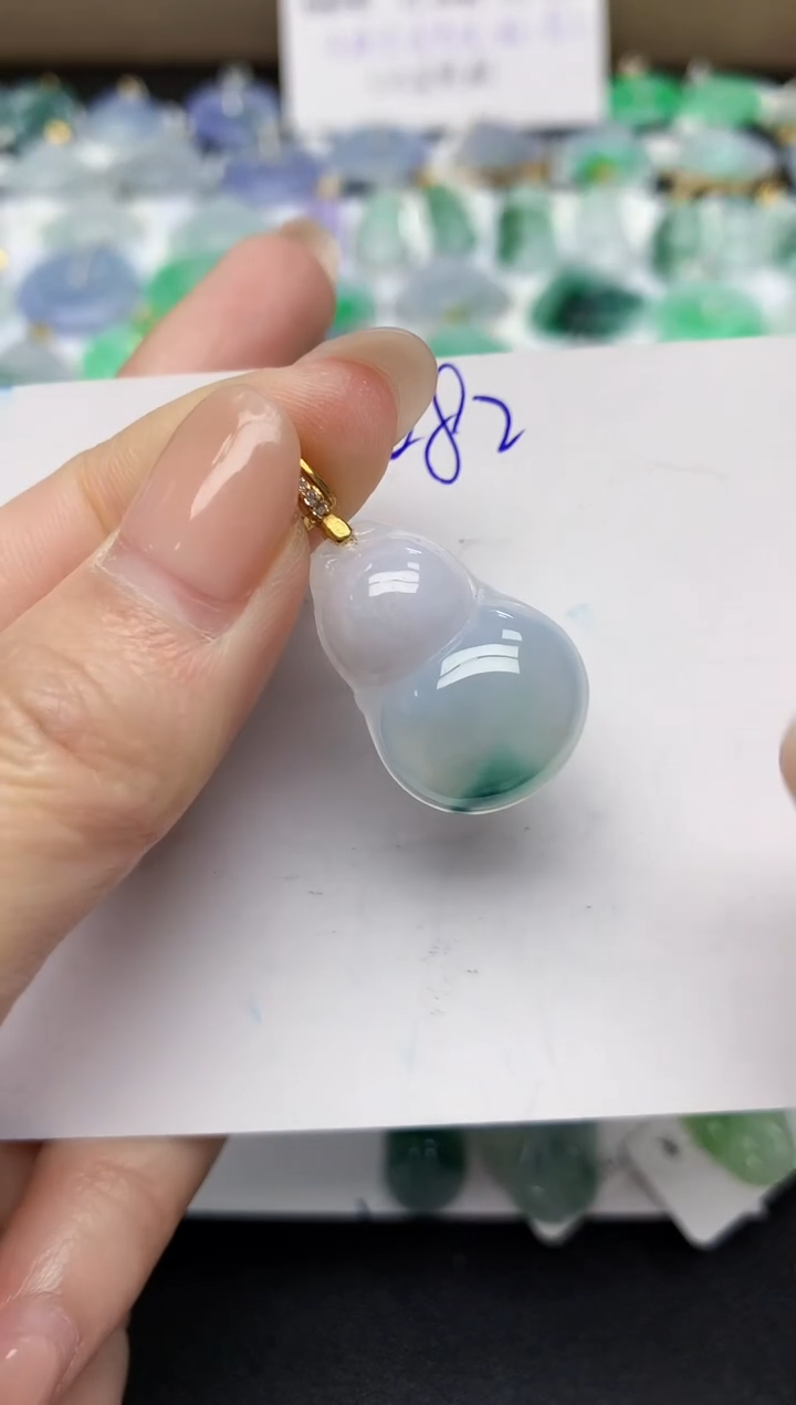 颈饰未镶嵌翡翠天然缅甸A货翡翠百元以上9元证书费自理