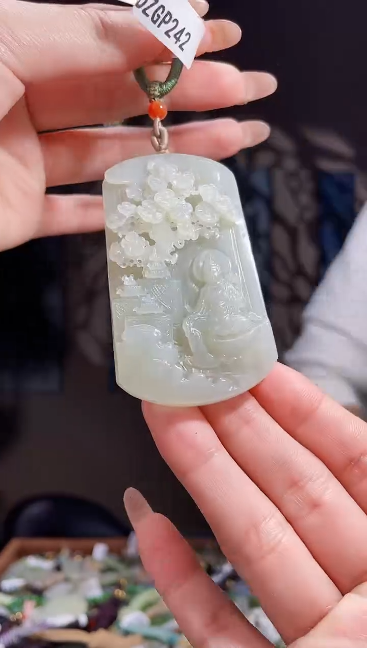 【闪购商品】和田玉颈饰未镶嵌拍一发一