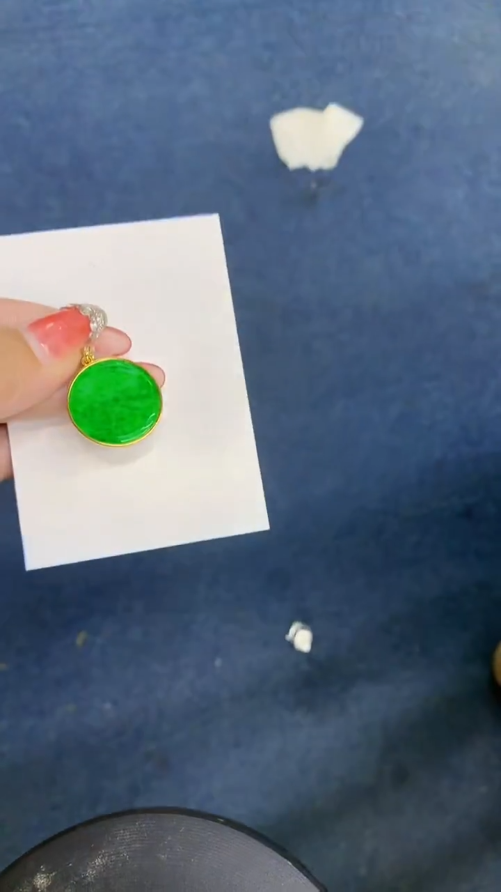 颈饰未镶嵌翡翠1