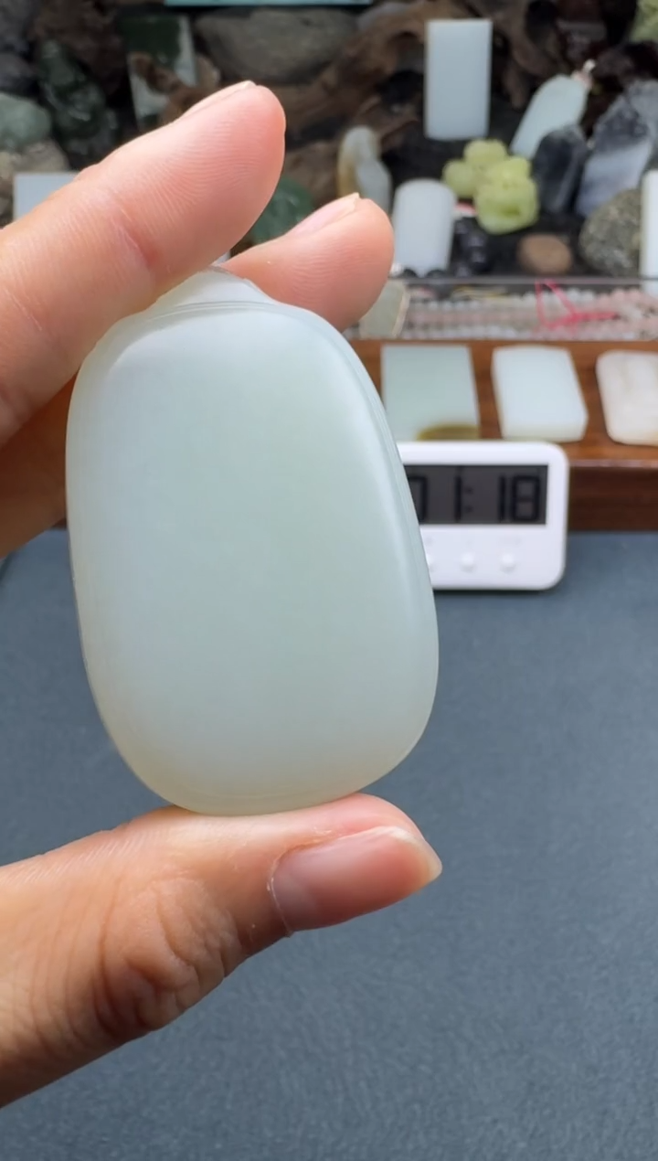 【闪购商品】和田玉颈饰未镶嵌开心