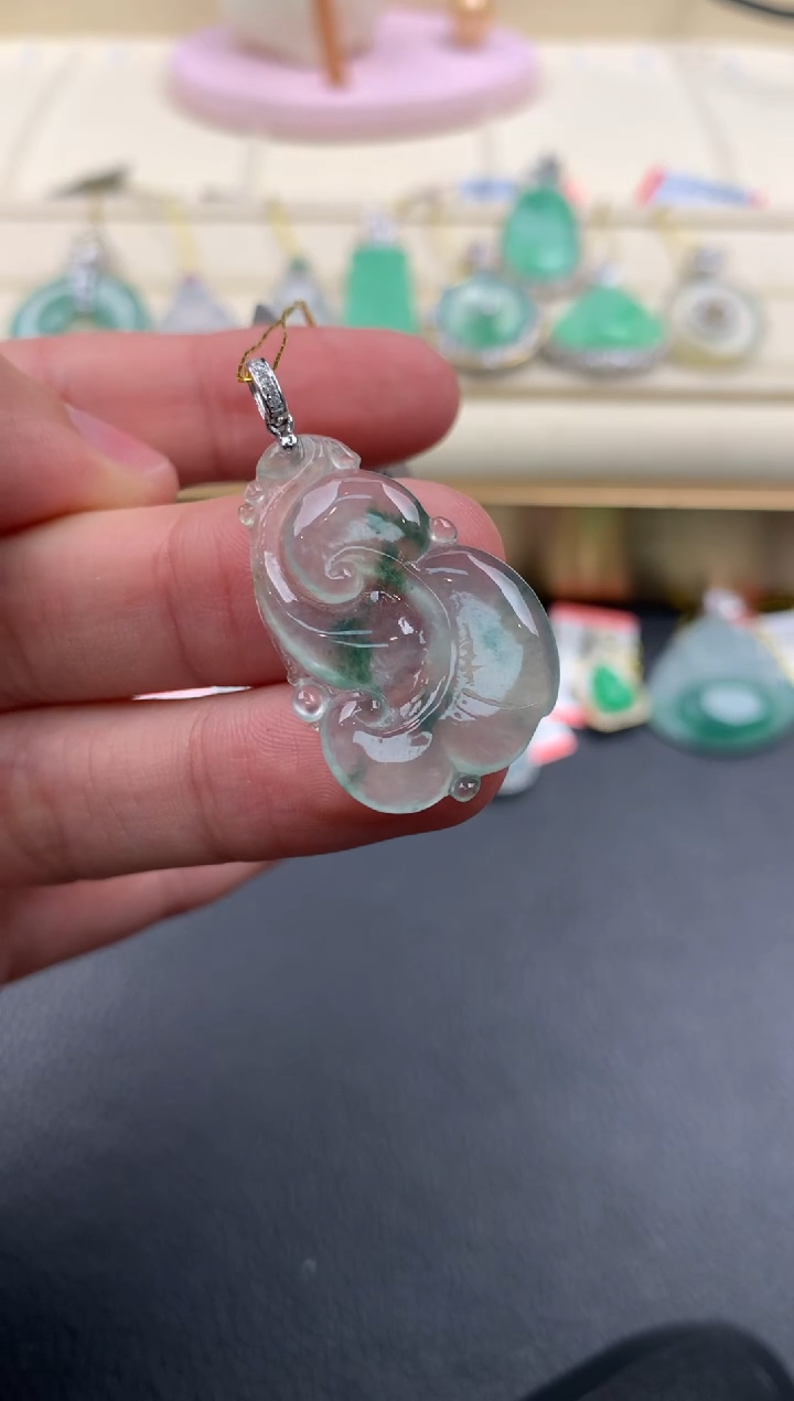 【闪购商品】翡翠颈饰18K金镶嵌A875    