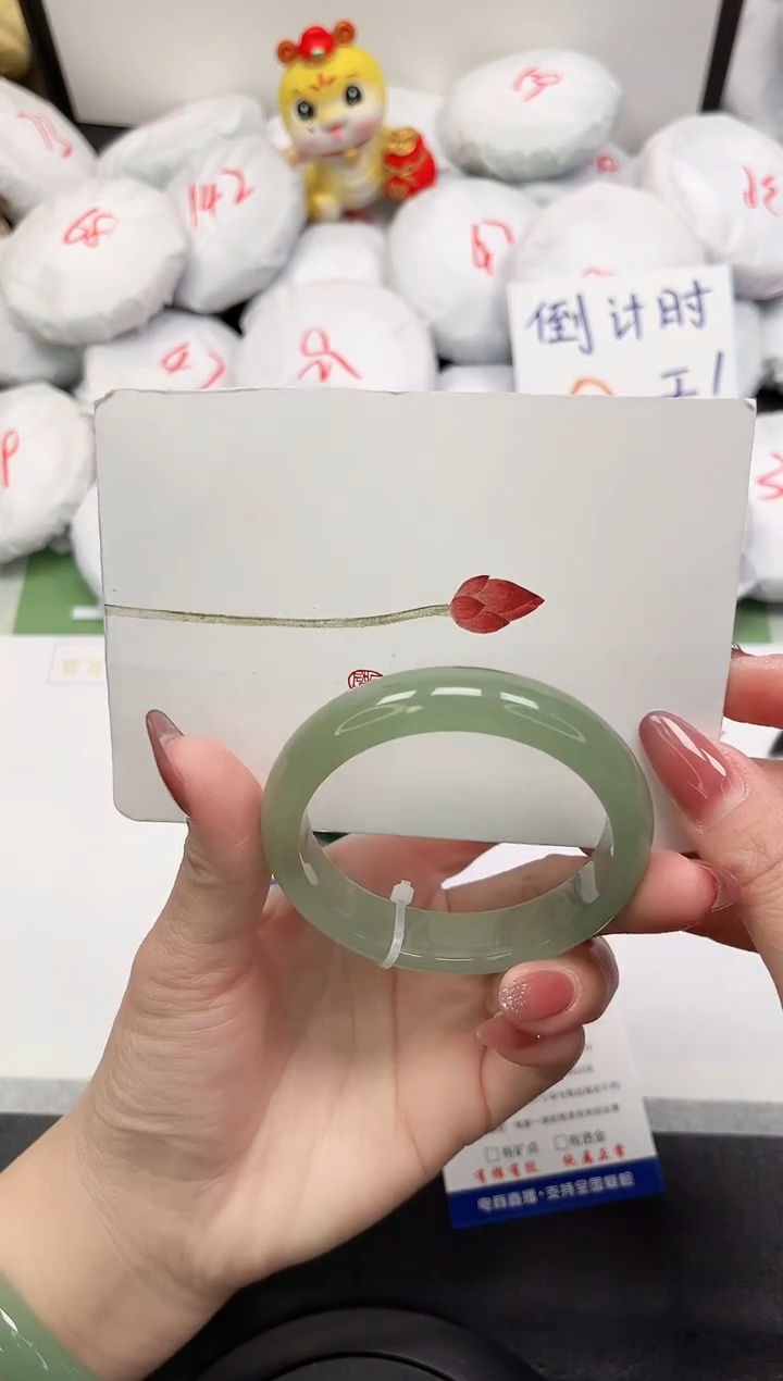 【闪购商品】石英质玉手镯未镶嵌101-55.1