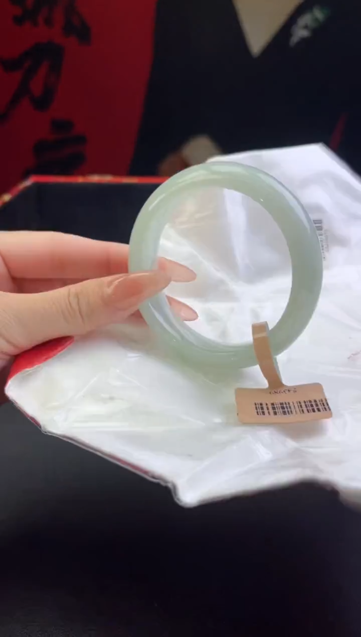 【闪购商品】翡翠手镯未镶嵌26翡翠手镯(天然性）