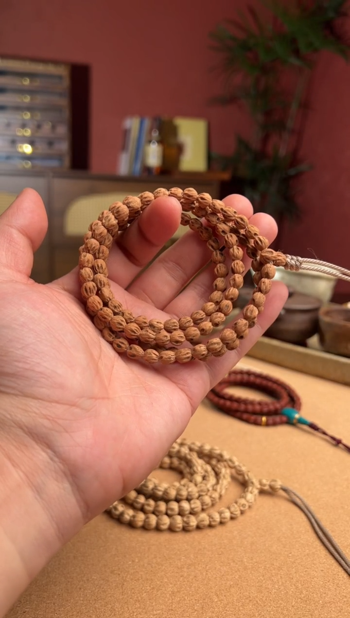 【闪购商品】柏香籽/百香籽手串020912