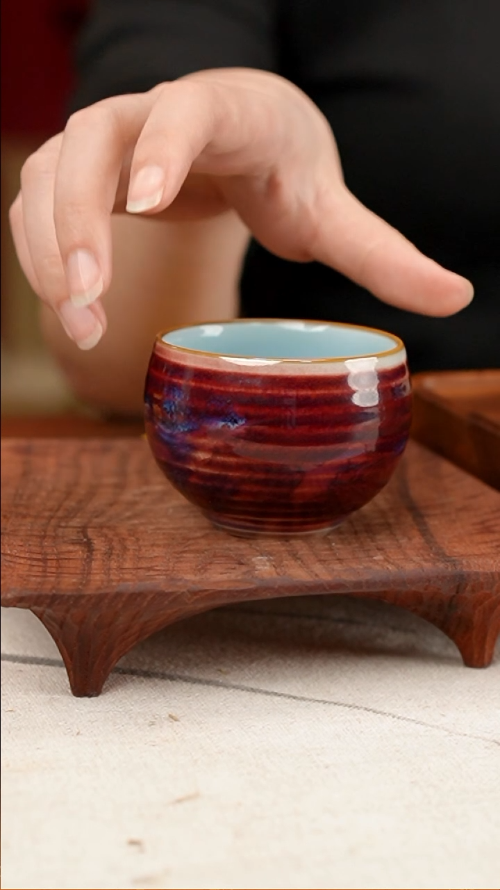 【闪购商品】摆件小师妹-钧瓷-信任