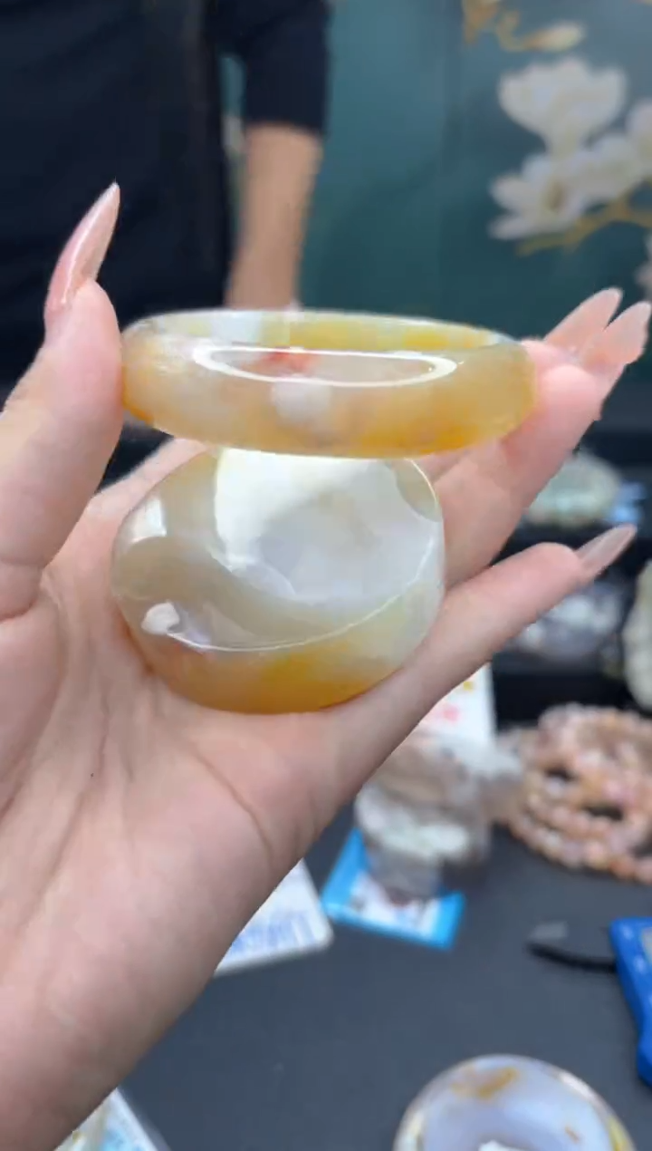 【闪购商品】石英质玉手镯未镶嵌43（56圈赠送镯心）