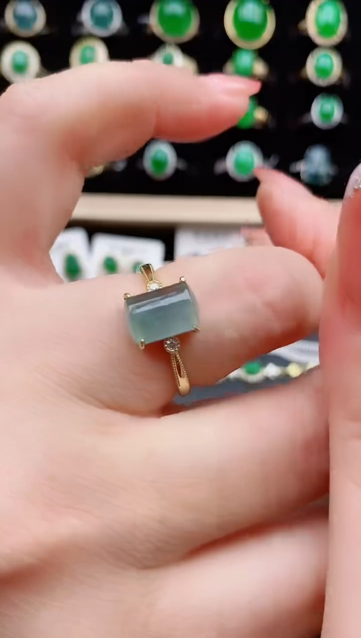 【闪购商品】翡翠戒指银S925镶嵌12112