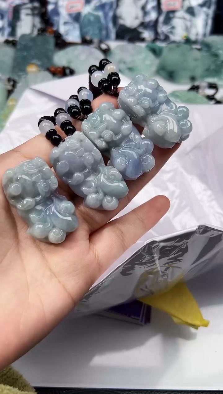 【闪购商品】翡翠挂件未镶嵌吊坠多样性发一件