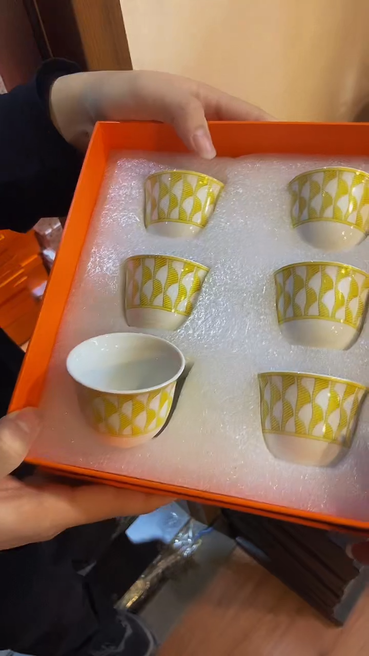 【闪购商品】鸿辉家品牌瓷器，京东包邮！