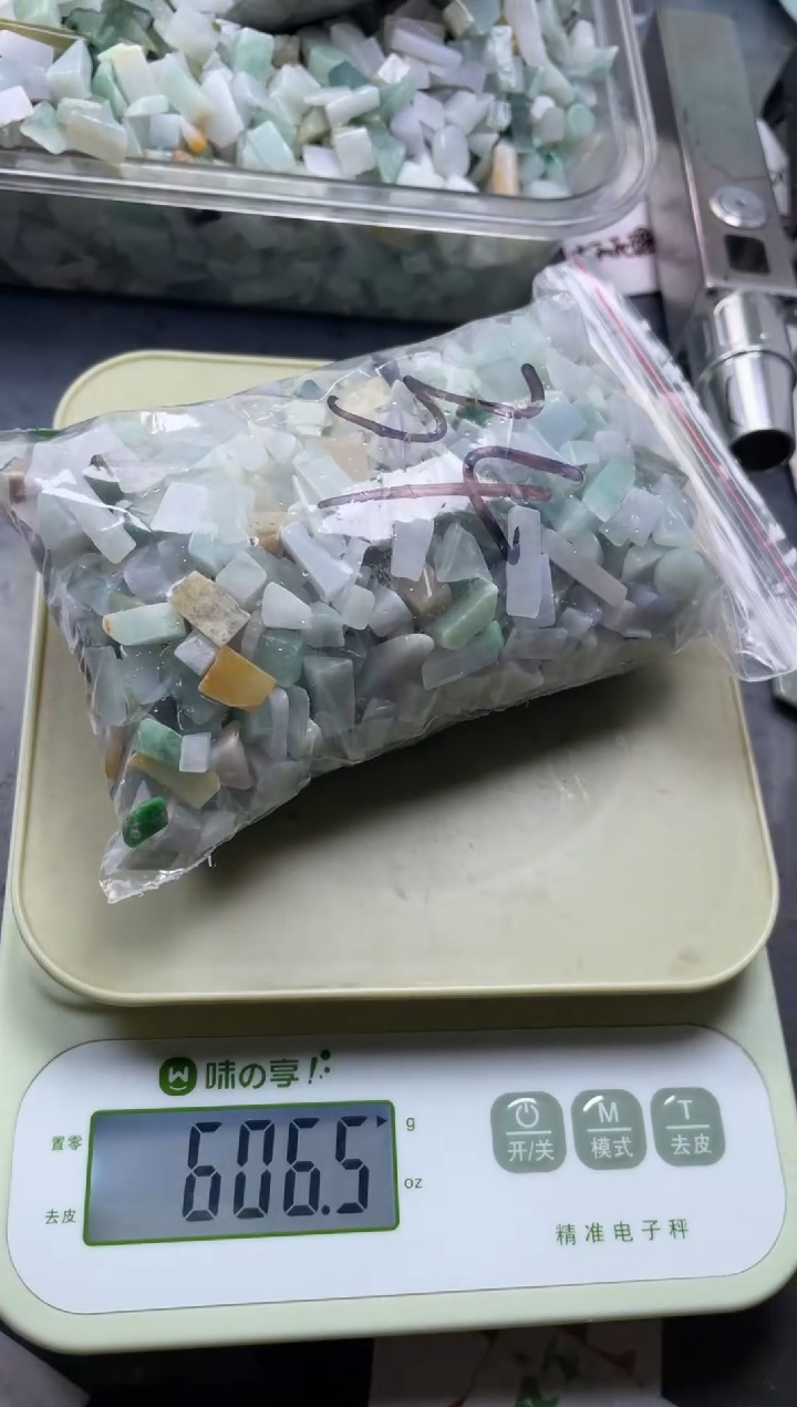 配石翡翠天然翡翠迷你500克34