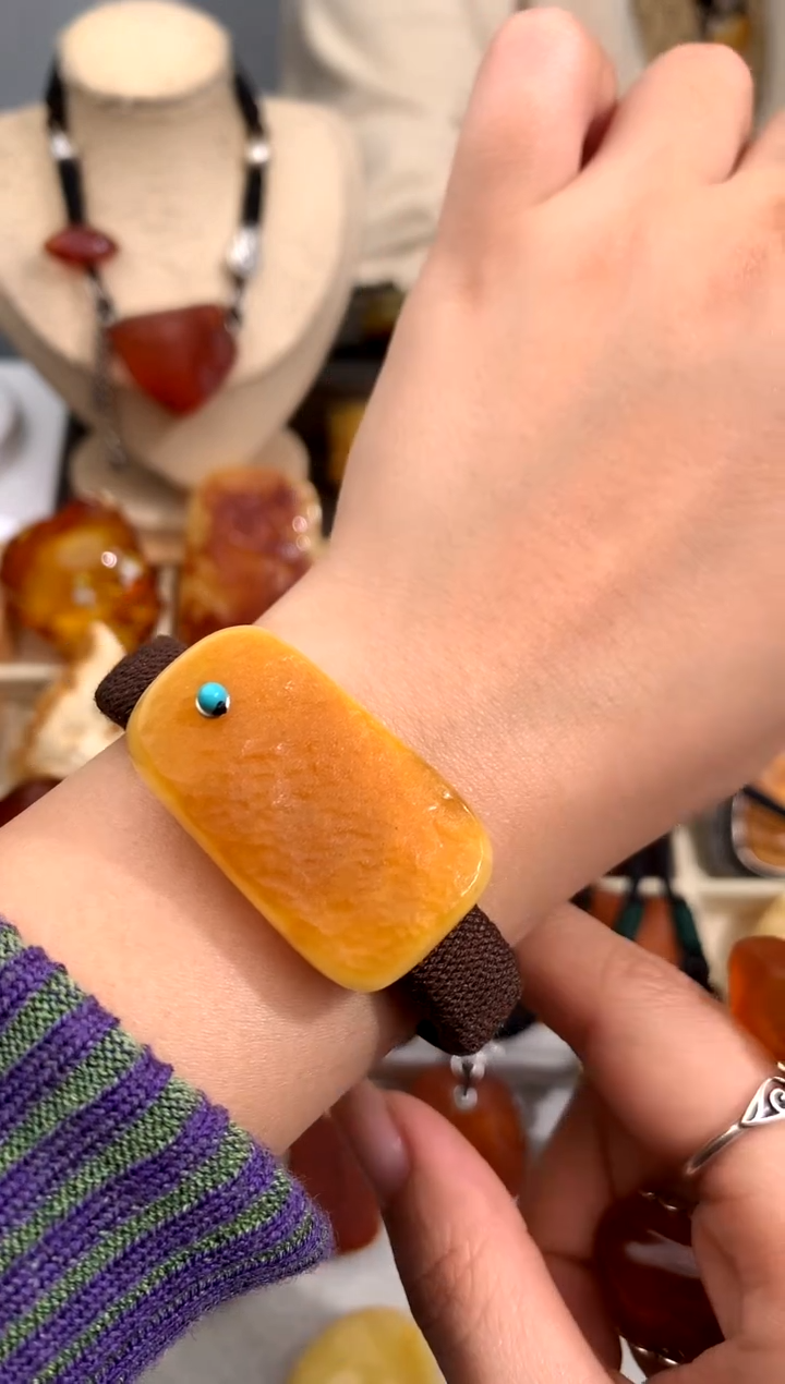 【闪购商品】蜜蜡裸石未镶嵌似玉