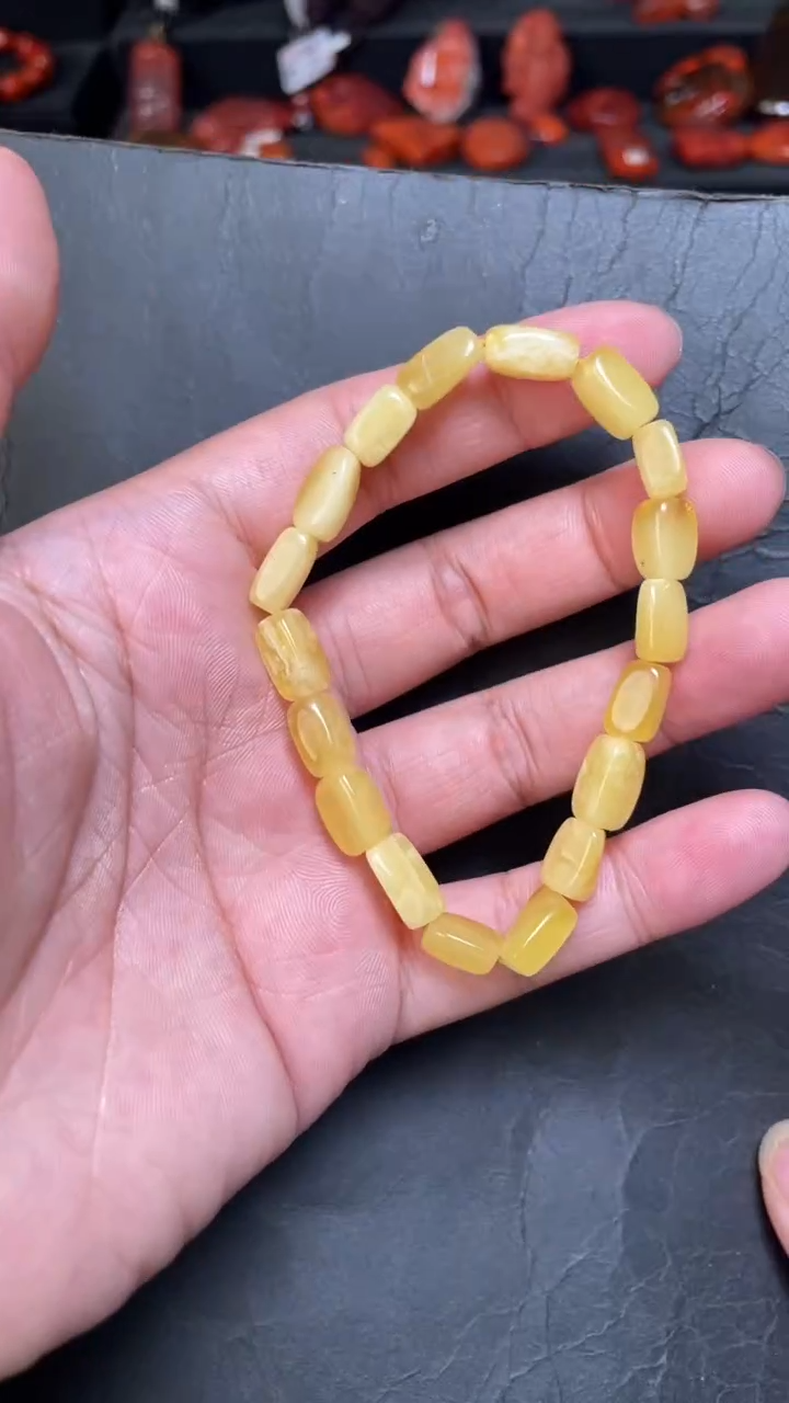 手串蜜蜡未镶嵌48