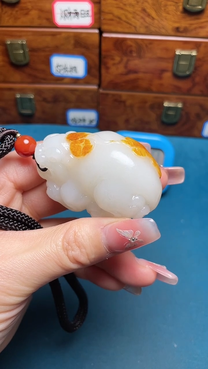 【闪购商品】和田玉把件未镶嵌和田玉