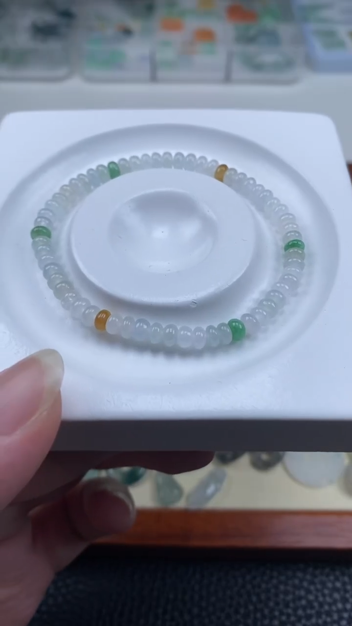 【闪购商品】翡翠挂件未镶嵌手串