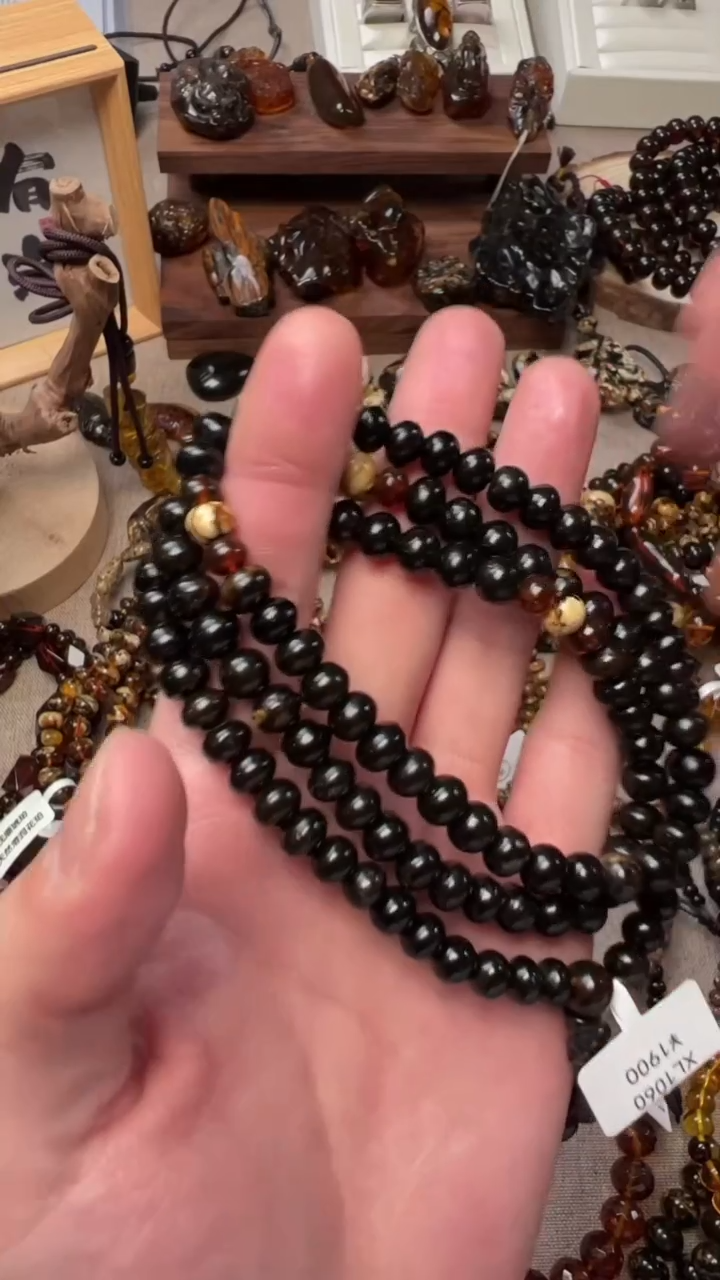 【闪购商品】琥珀手串未镶嵌抚顺琥珀