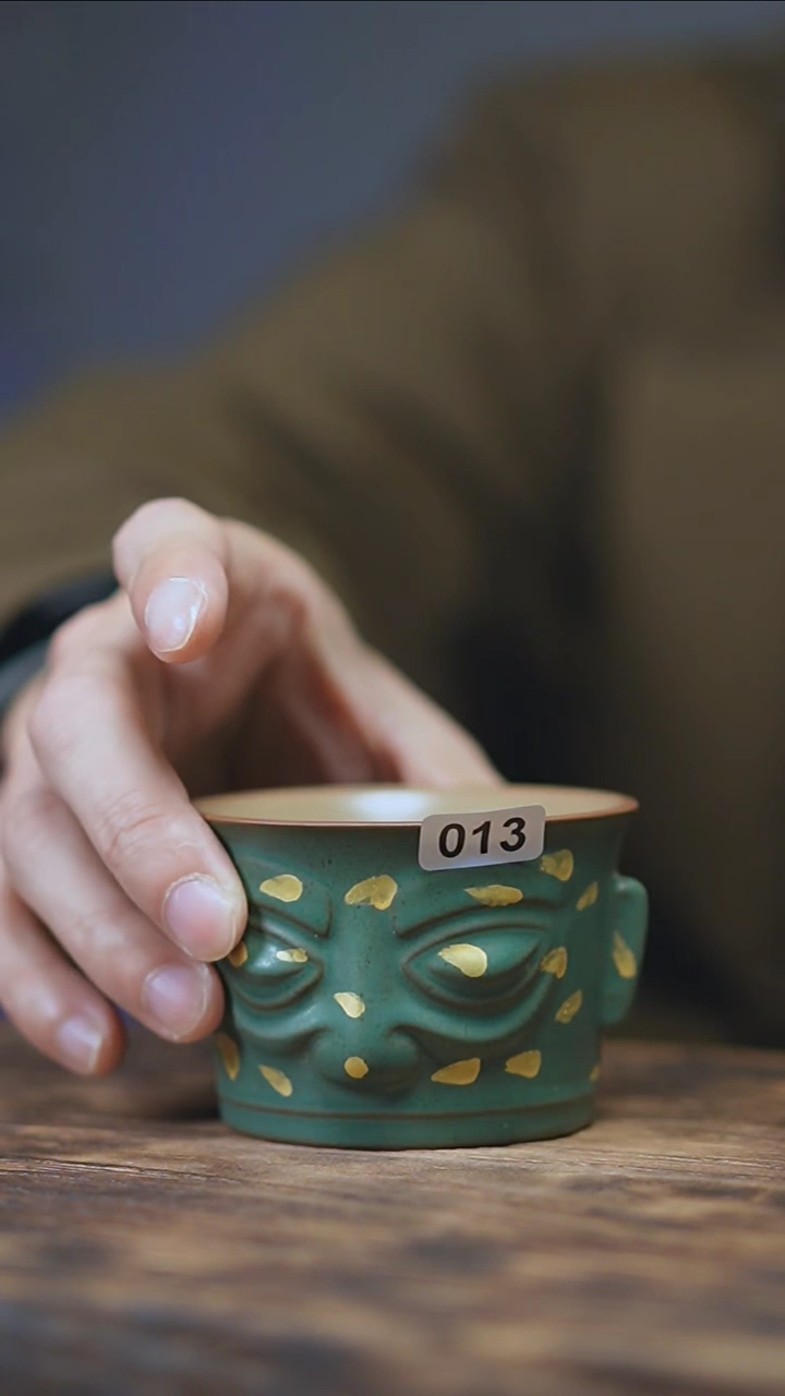 【闪购商品】013景德镇手绘三星堆面具杯子