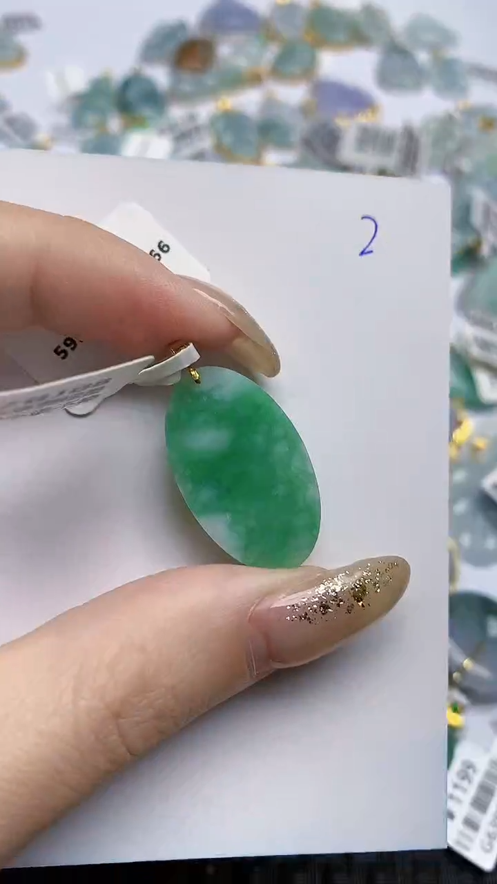 【闪购商品】翡翠颈饰18K金镶嵌天然A货翡翠 