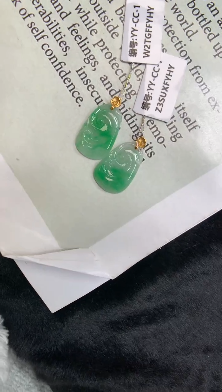 翡翠18K金镶嵌颈饰如意 多样性发其一