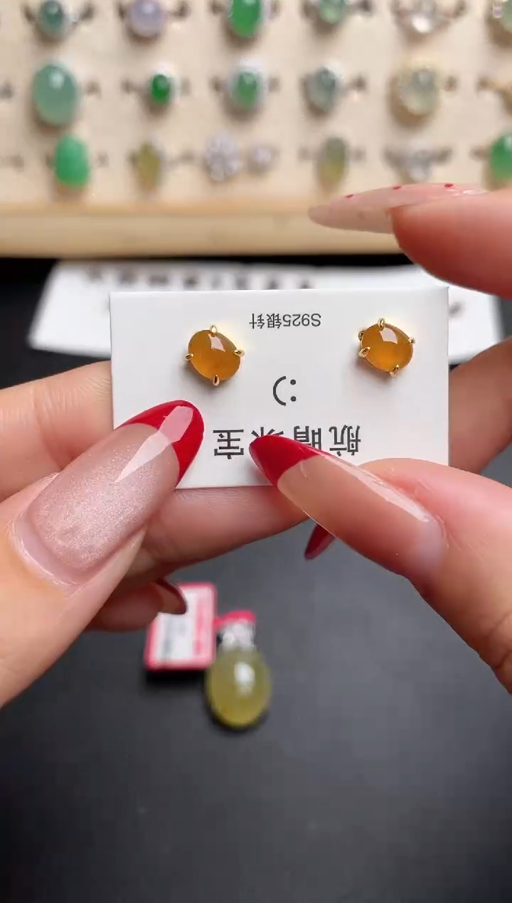 【闪购商品】翡翠戒指银S925镶嵌一物一证一礼盒